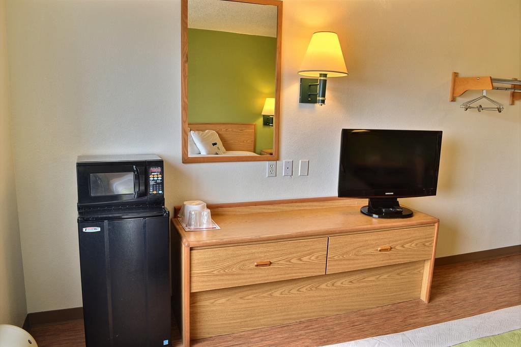Motel 6-Billings, Mt - North المظهر الخارجي الصورة